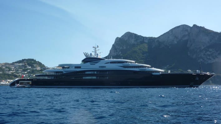 Serene-Yacht